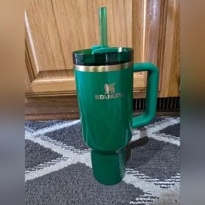 40 oz 2025 shamrock stanley